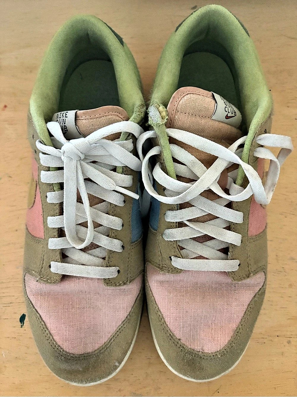 Nike Dunk Low Sun Club Arctic Orange Sanded Gold Sneakers in Green & Pink